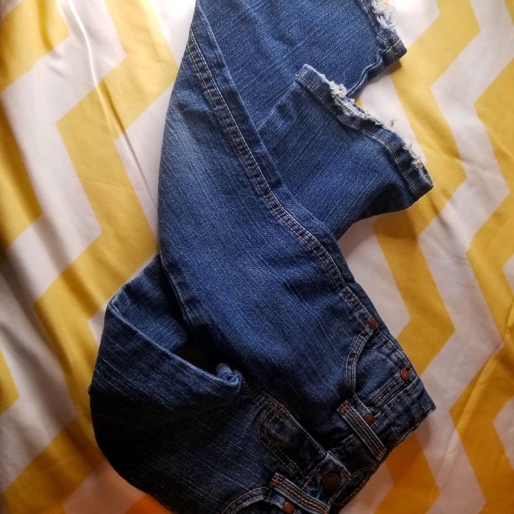 Girls Wrangler Jeans distressed bottom
